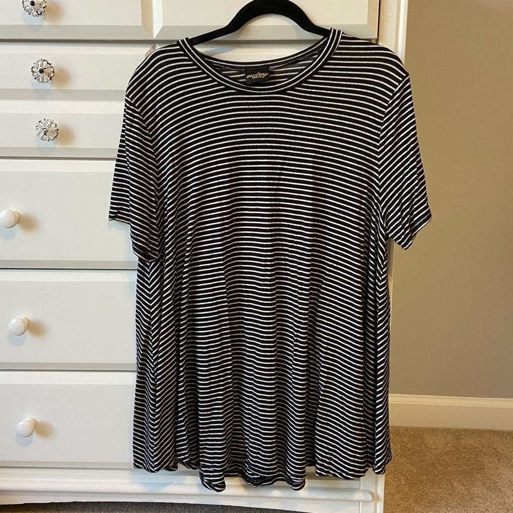 Audrey 3+1 Striped Oversized Tee